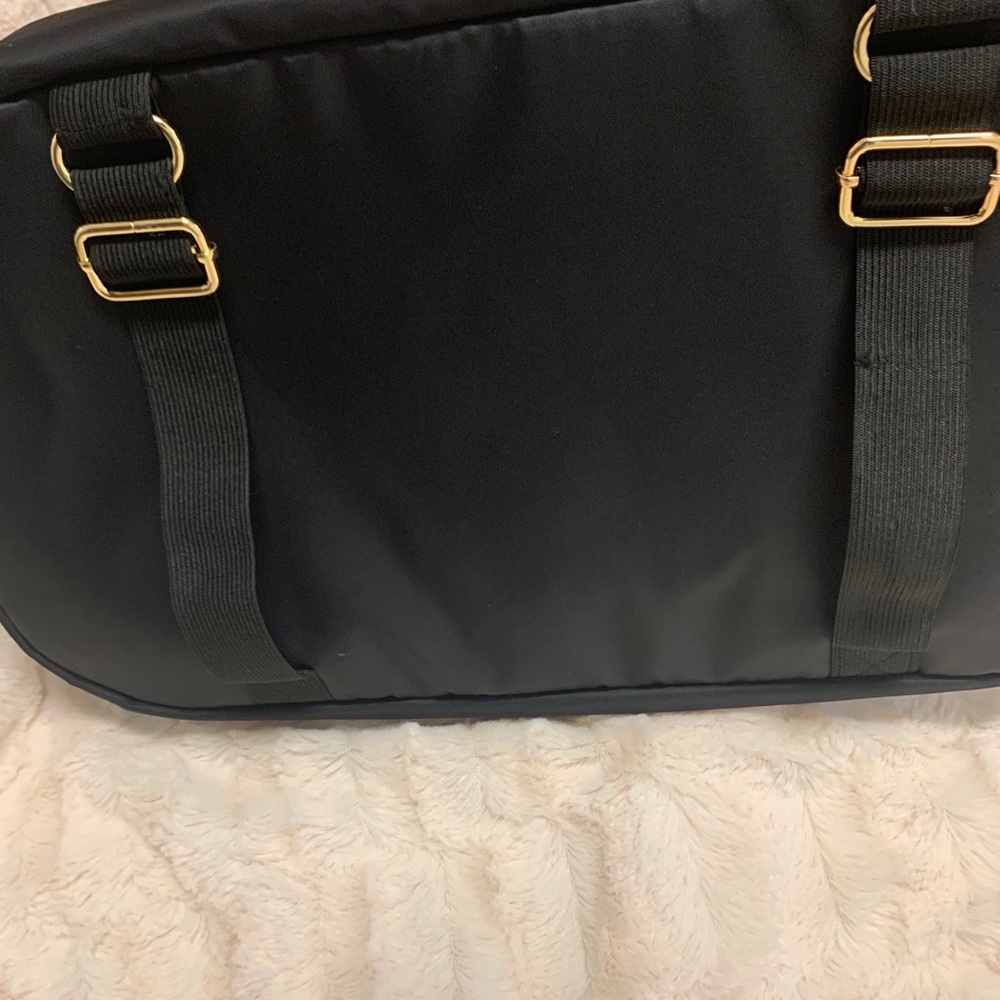 Betsey Johnson Oversized Floral Yoga Tote - Picture 4 of 5